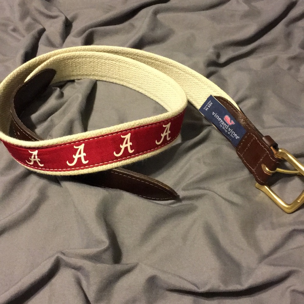 Alabama Vineyard Vines Belt